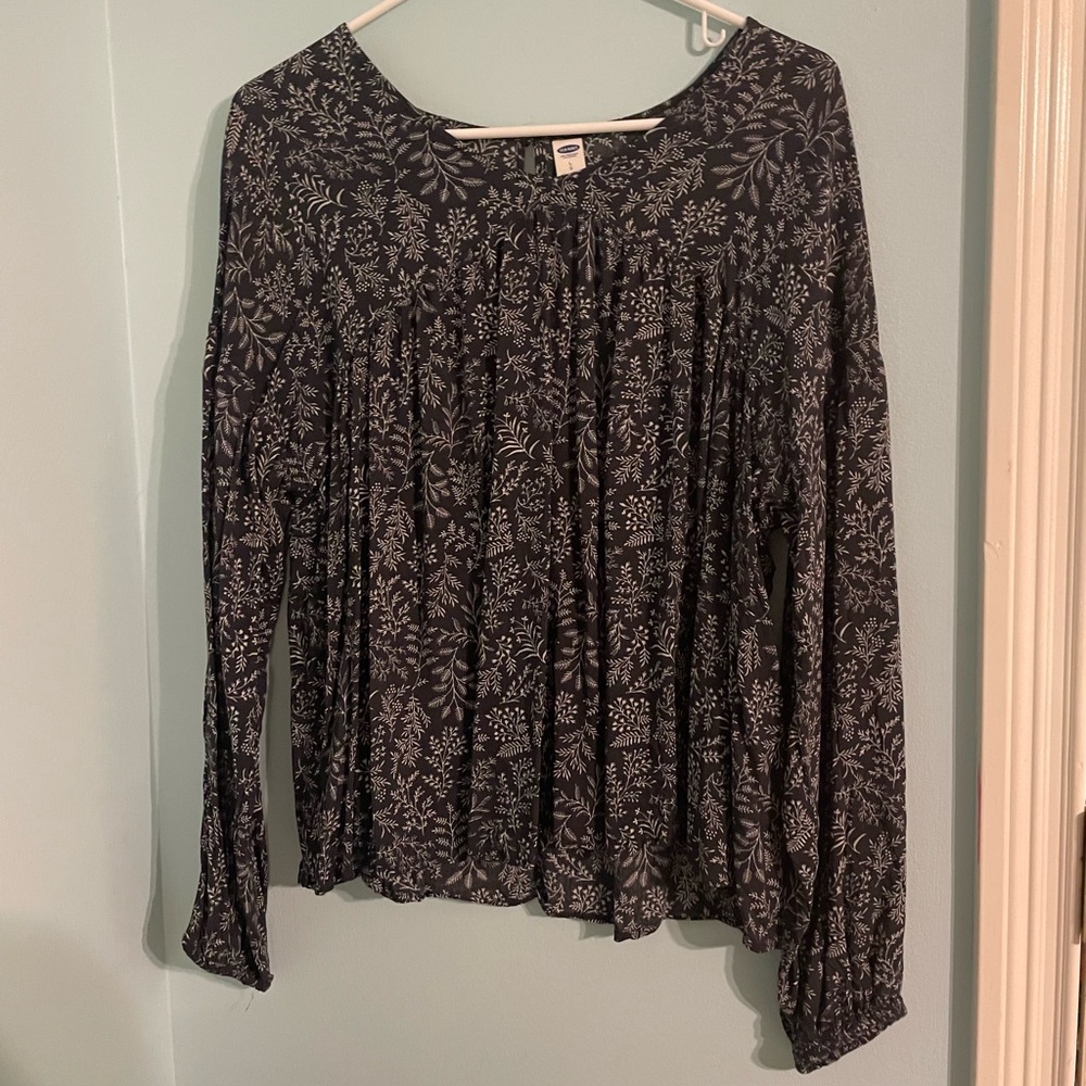 Old Navy black floral blouse